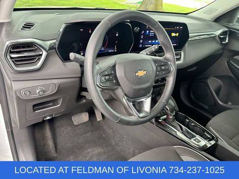 Certified 2024 Chevrolet TrailBlazer LT w/ Convenience Package AWD/4WD image 10
