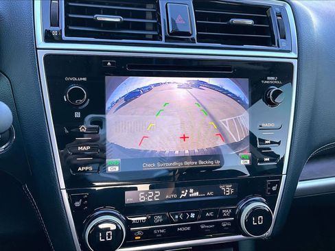 Used 2018 Subaru Outback 3.6R Touring AWD/4WD image 52