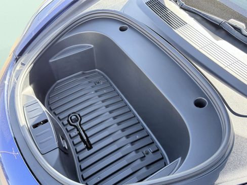 Used 2021 Tesla Model 3 Long Range image 15