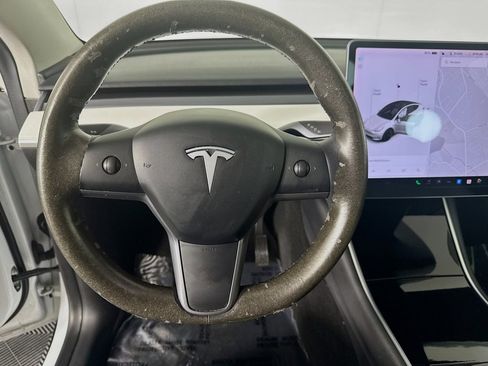 Used 2020 Tesla Model Y Long Range AWD/4WD image 10