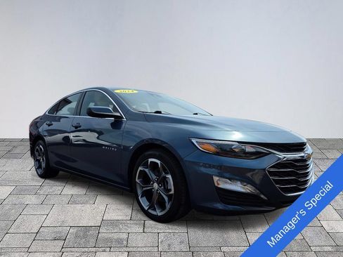 Used 2024 Chevrolet Malibu LT FWD image 1