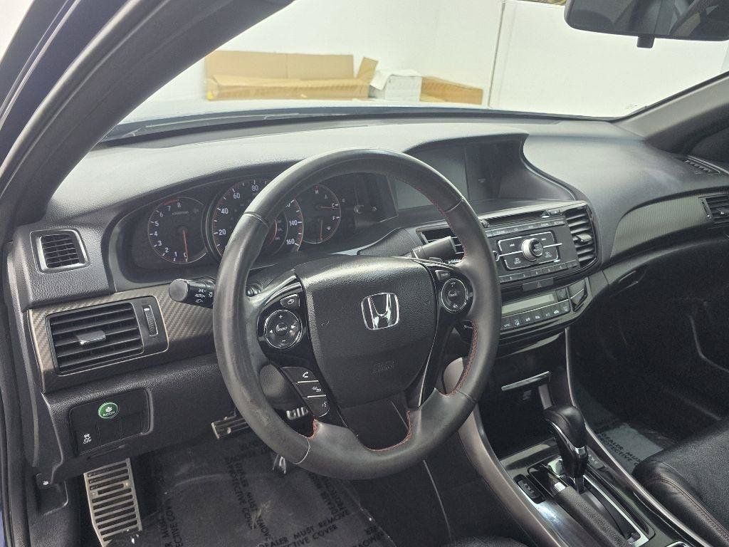 Used 2017 Honda Accord Sport Special Edition image 9