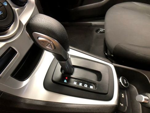 Certified 2019 Ford Fiesta SE image 18