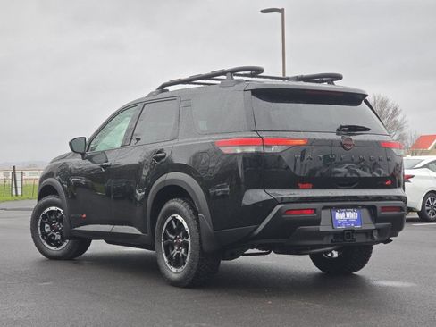 New 2026 Nissan Pathfinder Rock Creek w/ Rock Creek Premium Package AWD/4WD image 9