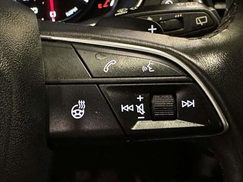 Used 2023 Audi Q5 2.0T Premium w/ Convenience Package image 22