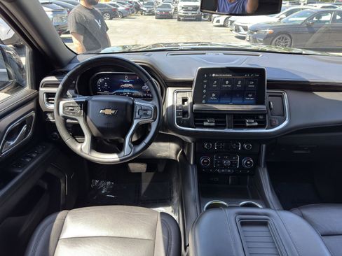 Used 2023 Chevrolet Suburban LT RWD image 31