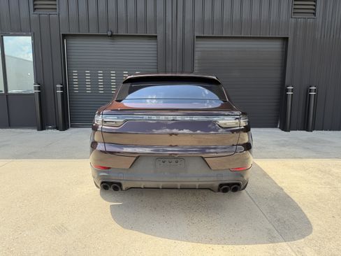 Certified 2023 Porsche Cayenne Platinum Edition AWD/4WD image 6