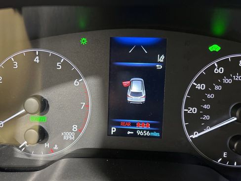 Used 2025 Toyota Corolla Cross AWD Hybrid image 26