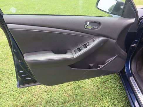 Used 2012 Nissan Altima 2.5 SL w/ 2.5SL Pkg FWD image 24