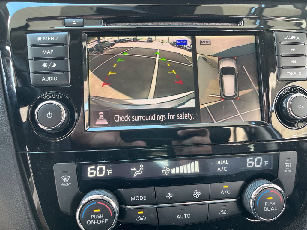 Used 2018 Nissan Rogue SL AWD/4WD image 24