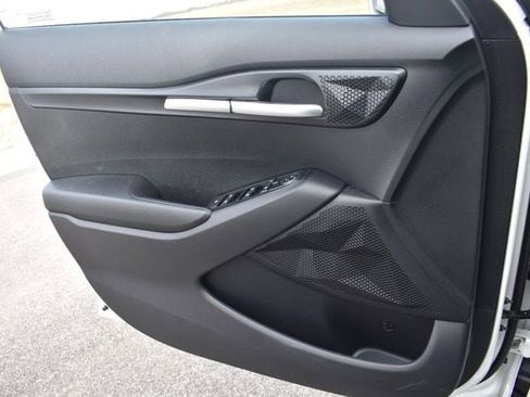 New 2026 Kia Seltos LX image 28