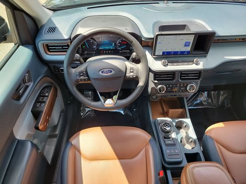 Used 2024 Ford Maverick Lariat image 15