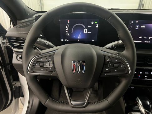New 2026 Buick Envista Preferred FWD image 13
