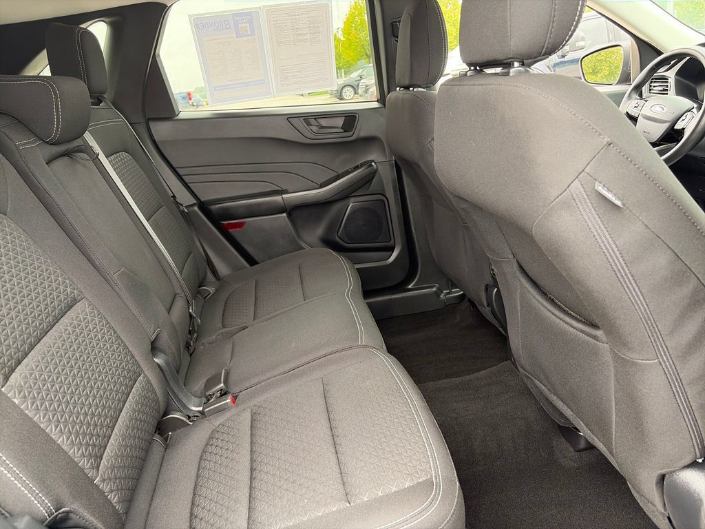 Used 2024 Ford Escape Active w/ Tech Pack #1 AWD/4WD image 31