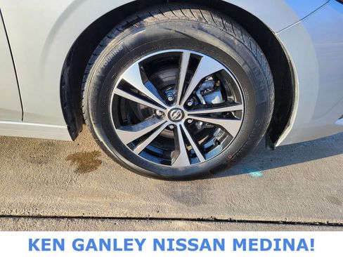 Used 2023 Nissan Sentra SV image 22