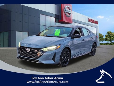 New 2025 Nissan Sentra SR w/ Midnight Edition image 1