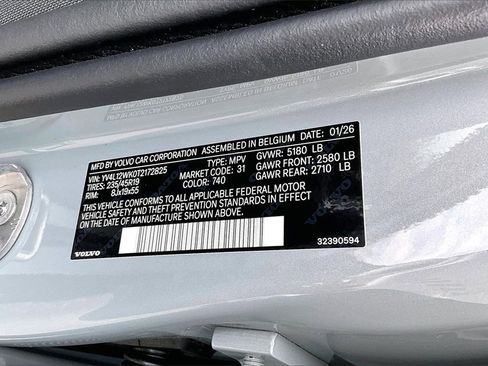 New 2026 Volvo V60 B5 Cross Country Plus w/ Protection Package Premier image 8