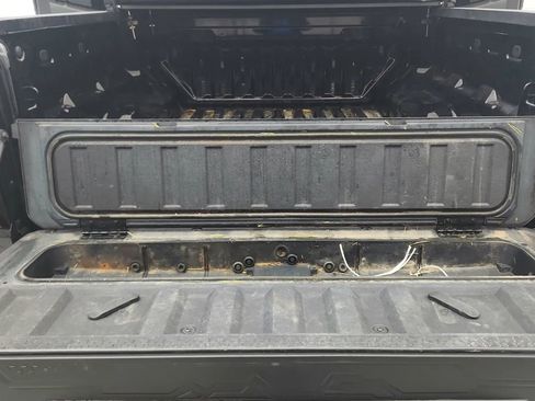 Used 2024 Chevrolet Colorado LT w/ LT Convenience Package image 38