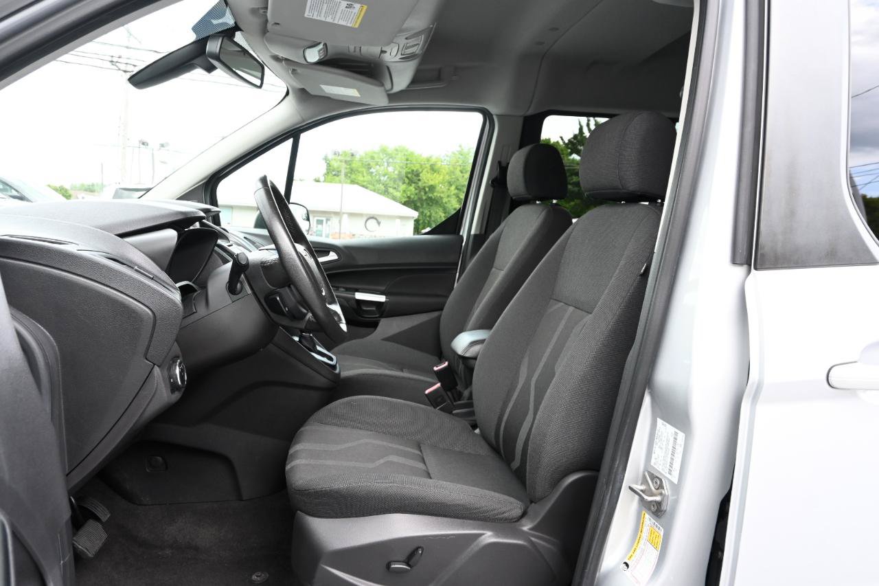 Used 2017 Ford Transit Connect XLT FWD image 14