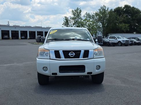Used 2015 Nissan Titan PRO-4X w/ Pro-4x Luxury Package AWD/4WD image 10