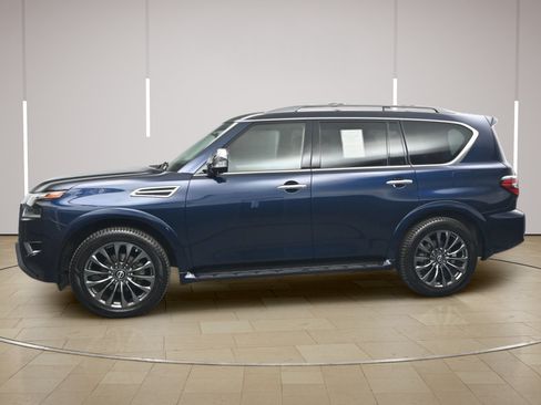 Certified 2023 Nissan Armada Platinum w/ Captain's Chairs Package AWD/4WD image 4