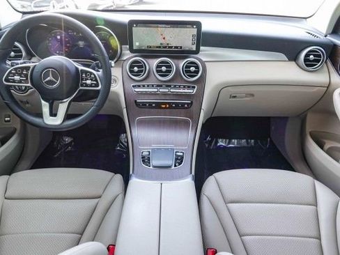 Certified 2022 Mercedes-Benz GLC 300 image 12