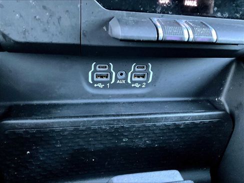 Used 2022 RAM 1500 Big Horn image 25