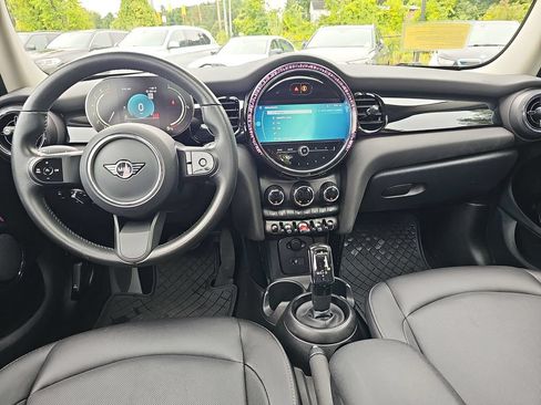 Used 2022 MINI Cooper 4-Door Hardtop FWD image 12