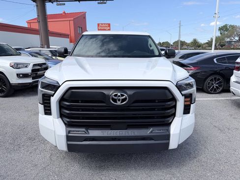 Used 2022 Toyota Tundra SR5 w/ SR5 Premium Package image 8