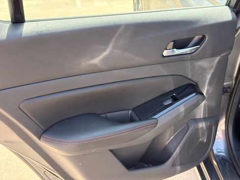 Used 2025 Nissan Altima 2.5 SR FWD image 21