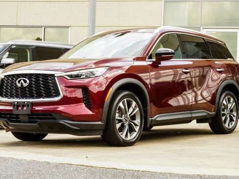 Used 2023 INFINITI QX60 Luxe w/ Cargo Package AWD/4WD image 8