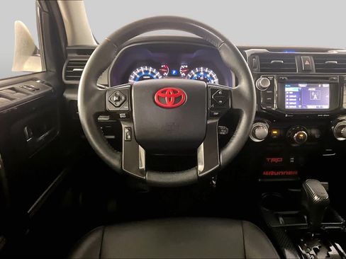 Used 2019 Toyota 4Runner TRD Off-Road Premium AWD/4WD image 6