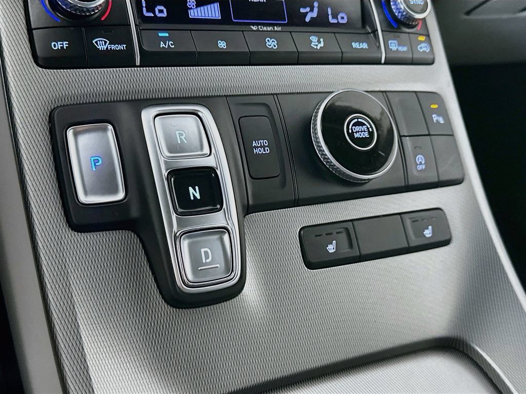 Used 2020 Hyundai Palisade SEL FWD image 16
