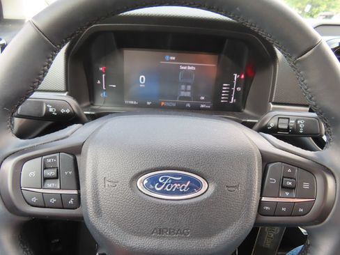 Used 2025 Ford Ranger XLT w/ Trailer Tow Package AWD/4WD image 17