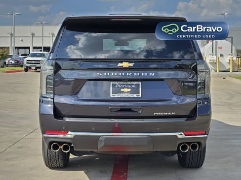 Certified 2025 Chevrolet Suburban Premier AWD/4WD image 8