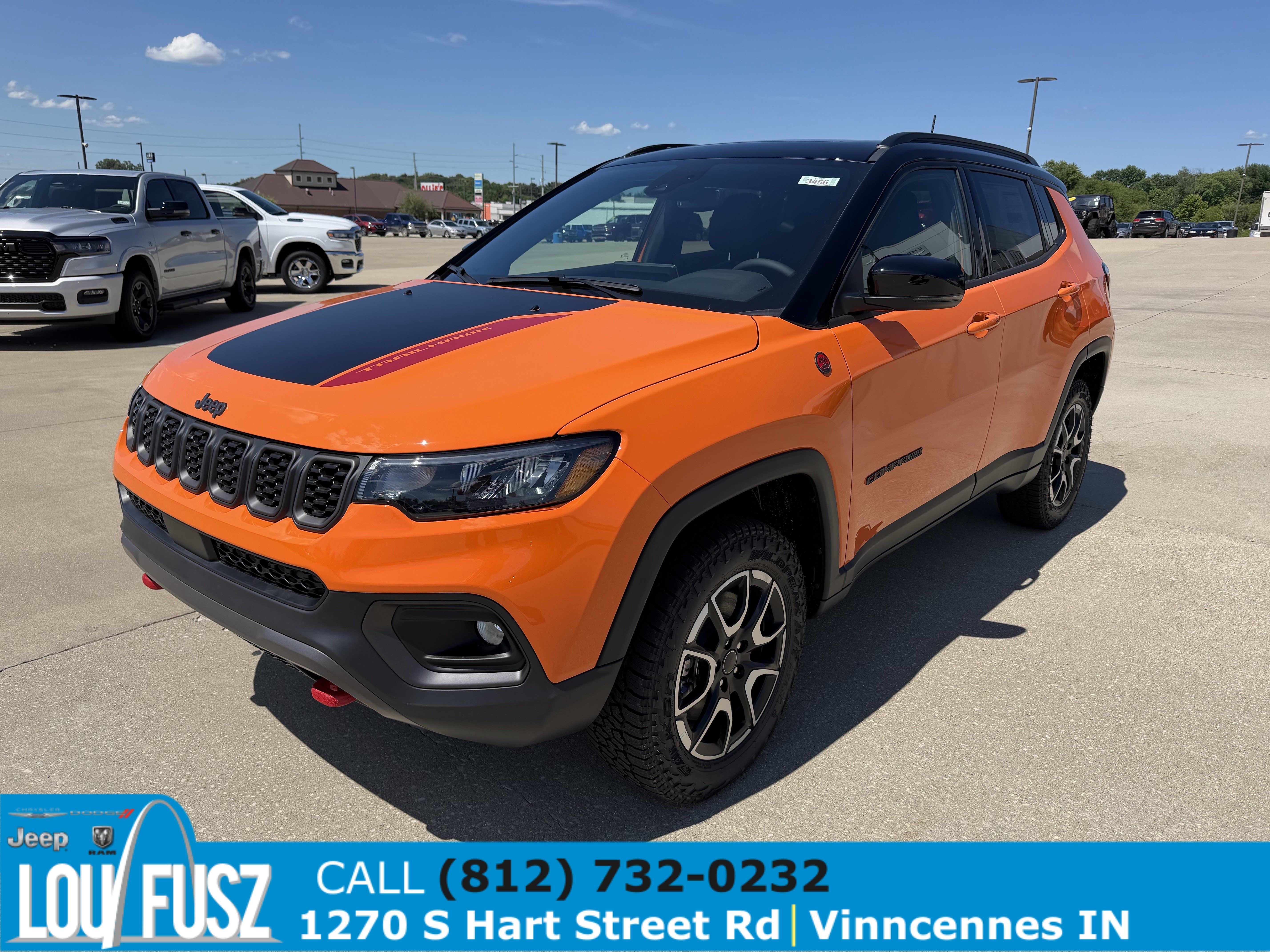 New 2026 Jeep Compass Trailhawk w/ Sun, Sound & Navigation Group AWD/4WD image 3