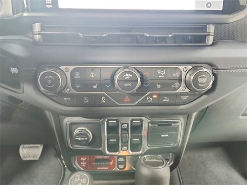 New 2026 Jeep Gladiator Rubicon image 30