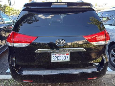 Used 2013 Toyota Sienna Limited w/ Premium Pkg image 5