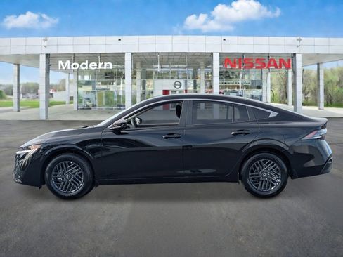 New 2026 Nissan Sentra SV w/ SV Convenience Package FWD image 2