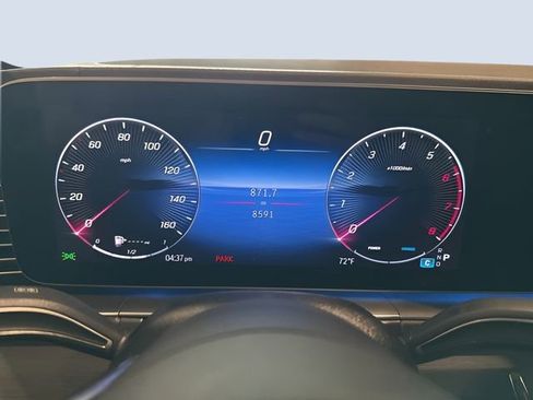 Used 2025 Mercedes-Benz GLS 450 4MATIC image 15