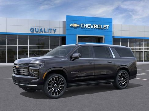 New 2026 Chevrolet Suburban High Country AWD/4WD image 2