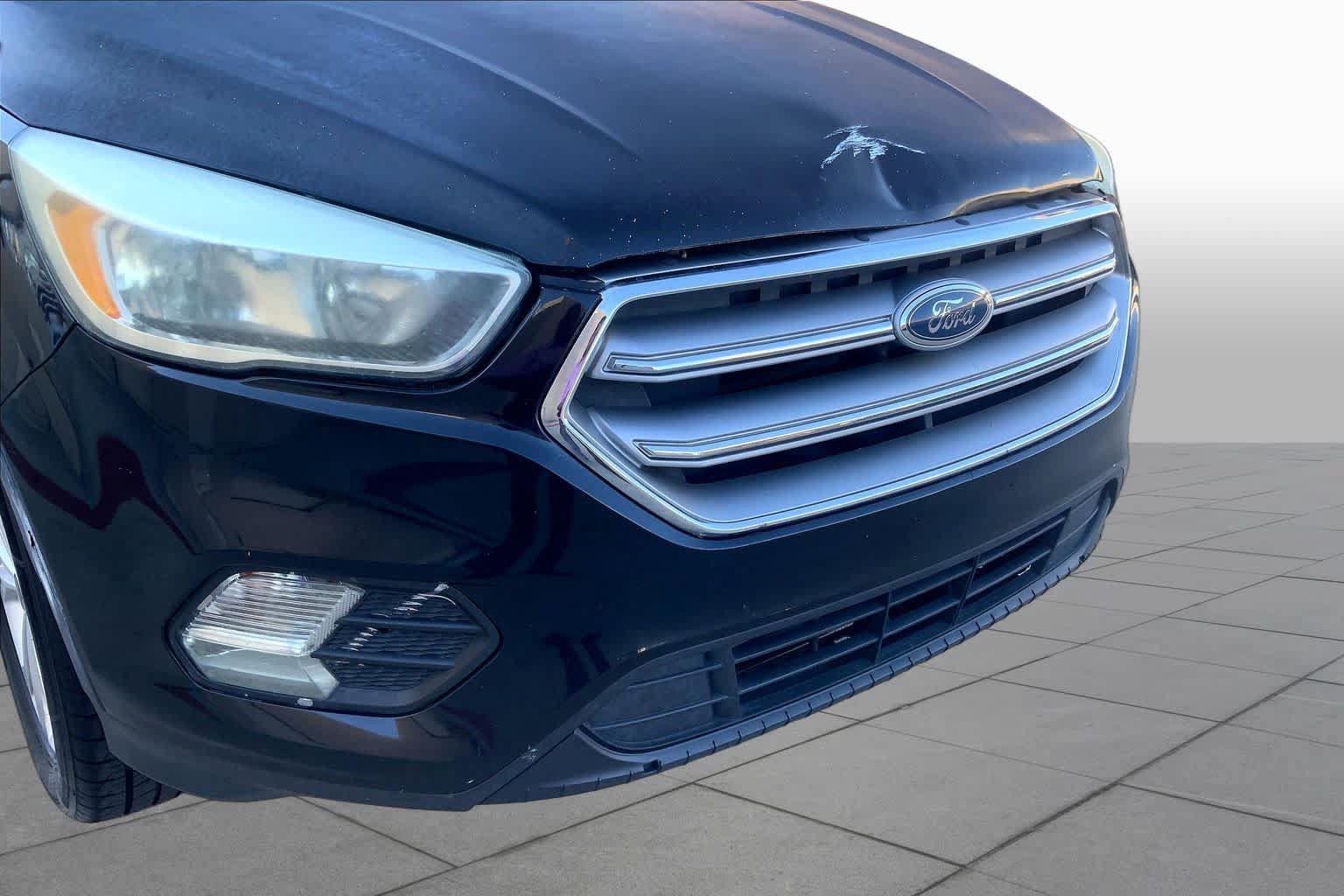 Used 2017 Ford Escape SE AWD/4WD image 31