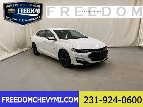 Used 2023 Chevrolet Malibu LT w/ Sport Edition image 1