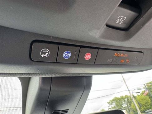 Used 2022 Chevrolet Tahoe LT AWD/4WD image 21