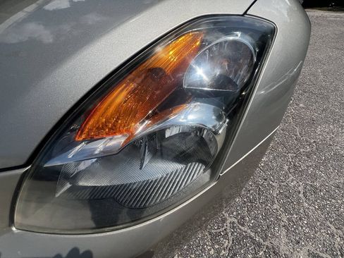 Used 2009 Nissan Altima 2.5 S w/ Convenience Pkg FWD image 19