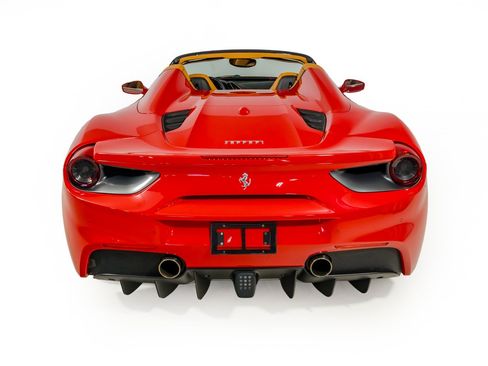 Certified 2017 Ferrari 488 Spider RWD image 17