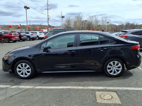 Certified 2024 Toyota Corolla LE image 14