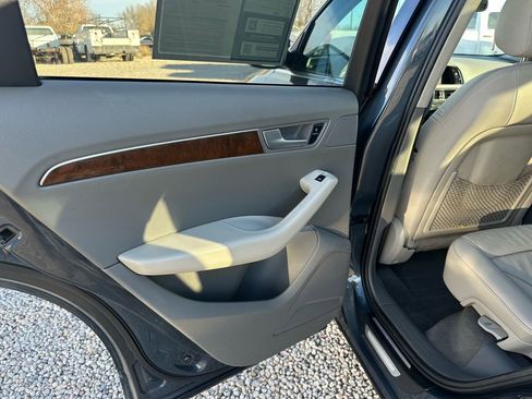 Used 2011 Audi Q5 2.0T Premium Plus image 28