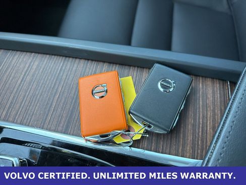 Certified 2023 Volvo XC60 B5 Plus w/ Protection Package Premier image 27