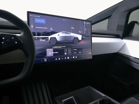 Used 2024 Tesla Cybertruck Cyberbeast AWD/4WD image 29